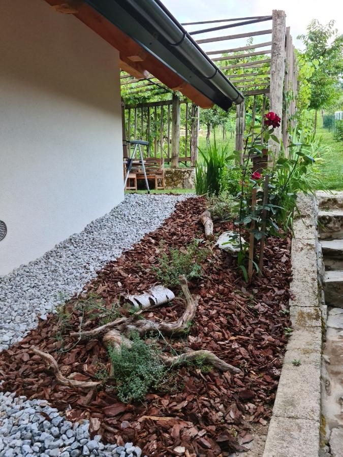 Zidanica Zagar Villa โดเลนิสเก ทอปลิตเซ ภายนอก รูปภาพ